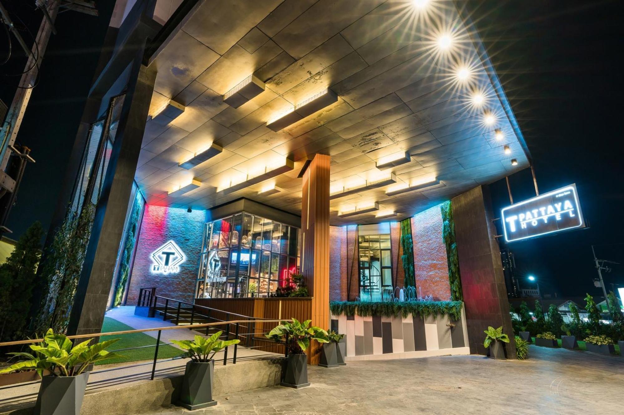 T Pattaya Hotel By Pcl Exteriér fotografie
